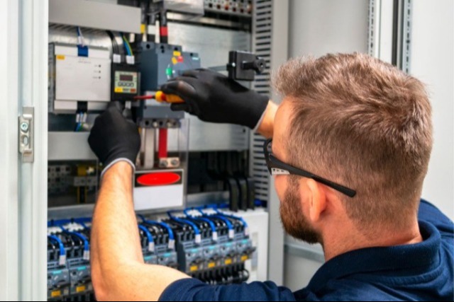 Campus Vacature Eerste Monteur Elektrotechniek & Instrumentatie (E&I) 